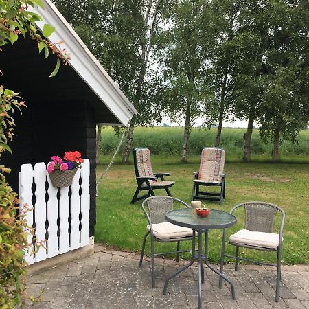 Stunning Romantik Cabin Close To Baltic Sea Villa Idestrup Esterno foto