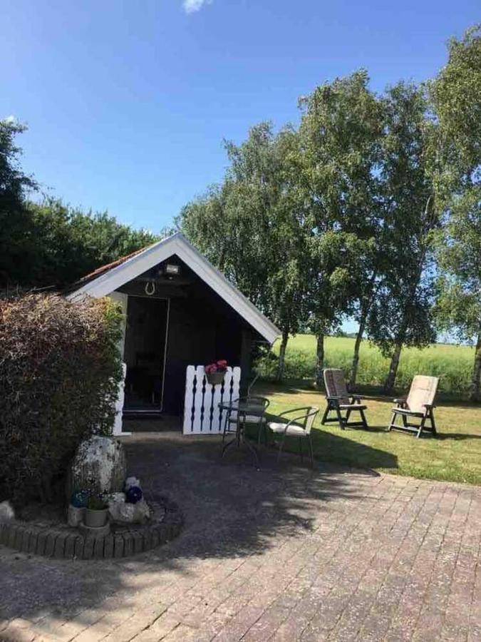 Stunning Romantik Cabin Close To Baltic Sea Villa Idestrup Esterno foto