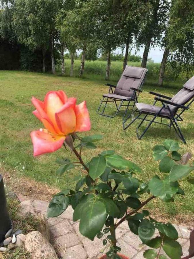 Stunning Romantik Cabin Close To Baltic Sea Villa Idestrup Esterno foto